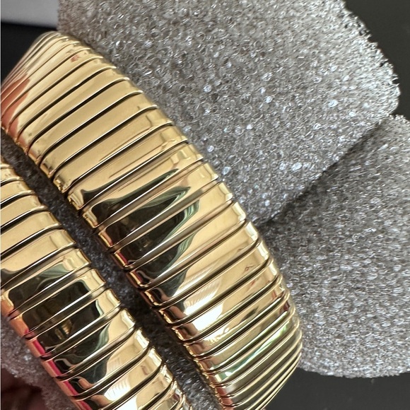 Malachite gold tone coil watch by Colleen Lopez - Picture 7 of 8